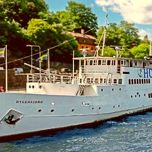 2* Hotel na wodzie Rygerfjord &